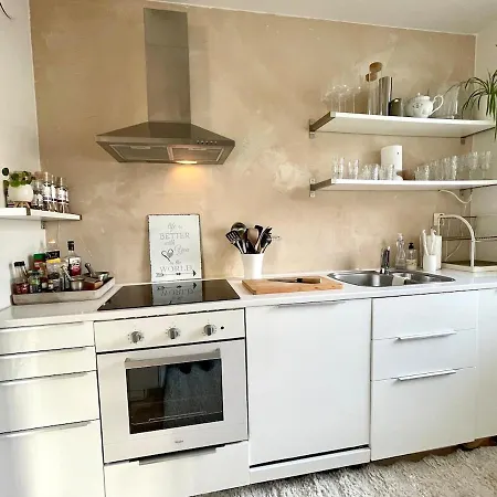Premium Three-room With Own Parking And Balcony - Next To The Subway In Lauttasaari! Апартаменты