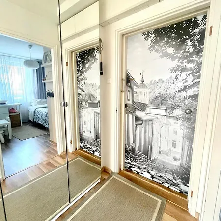 Premium Three-room With Own Parking And Balcony - Next To The Subway In Lauttasaari! *